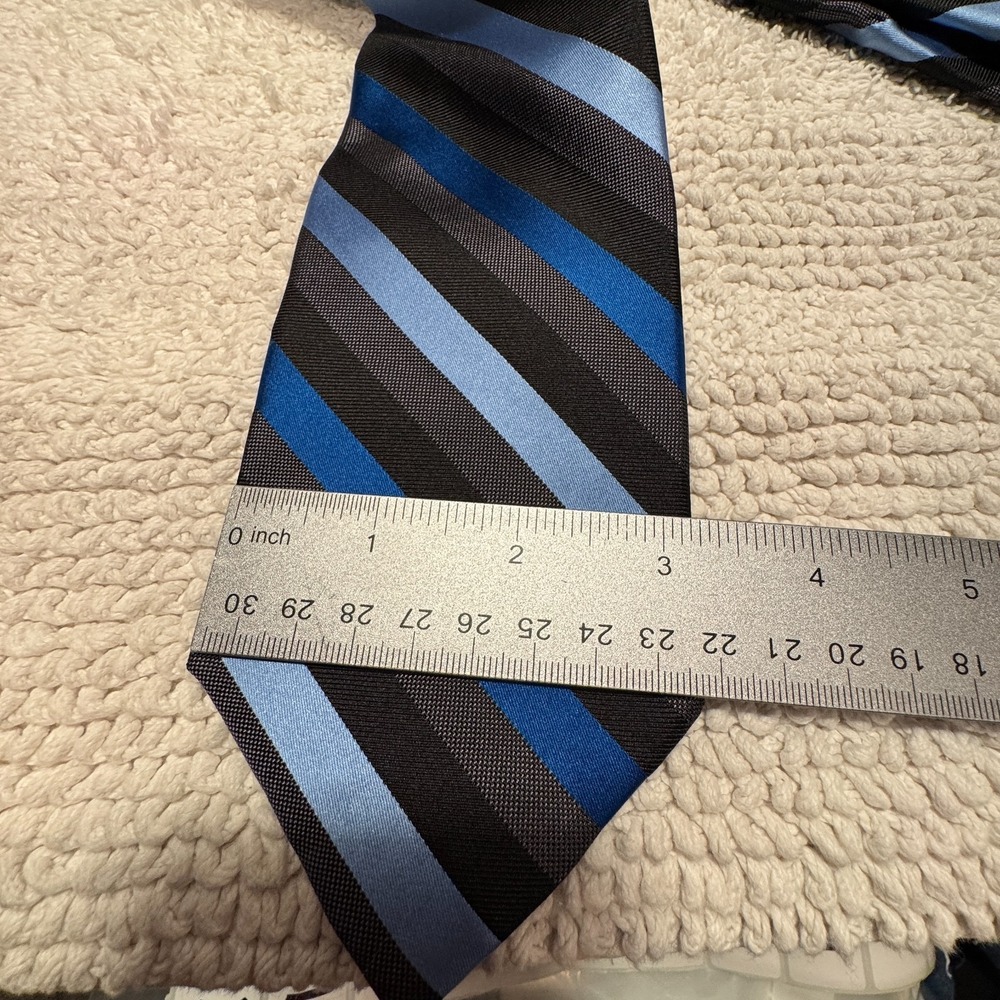 Express Tie Blue Black Diagonal Stripe 100% Silk Casual Old Money Necktie Casual - Picture 7 of 9